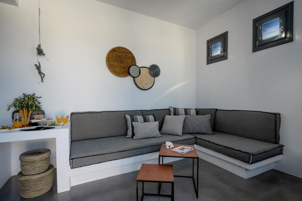 Santolia Art Suites Oia  Exterior photo